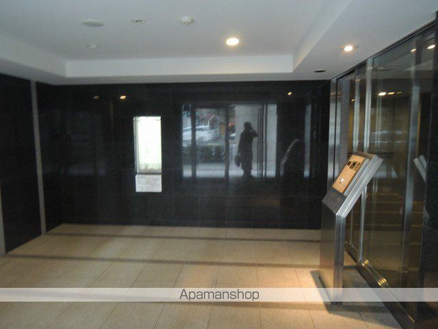 メインステージ板橋本町駅前IIの玄関写真