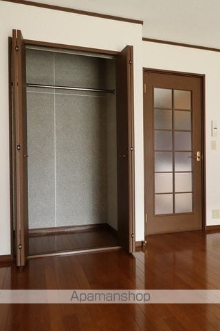 ネオサイト・タカムラ D棟の内装写真