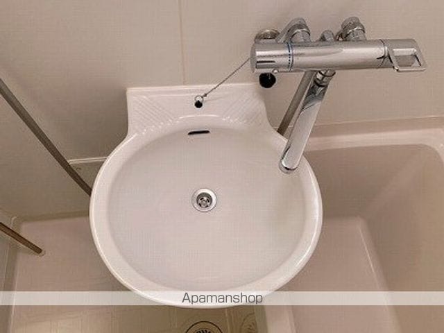 レオパレスセリバテール仁川の内装写真