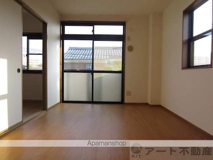 ＯＣＥＡＮ　ＨＩＬＬＳ[2DK/40.04m2]のリビング・居間