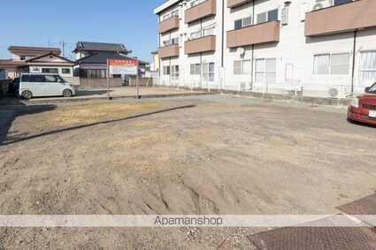 ワルツハイム[2LDK/47m2]の駐車場