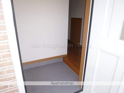 ＴＷＩＮＯＡＫＳ[2LDK/59.62m2]の玄関