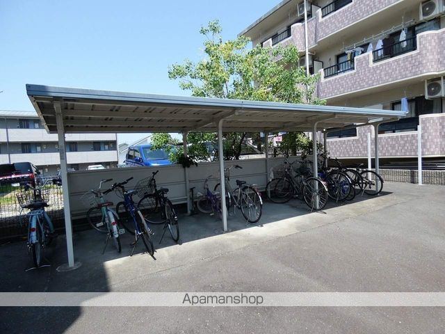 桜ヶ丘マンションの外観写真