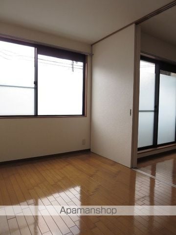 ラポール涌波の内装写真
