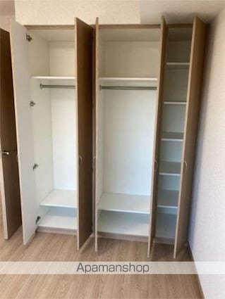 東京都練馬区中村南２丁目[2DK/51.04m2]の収納