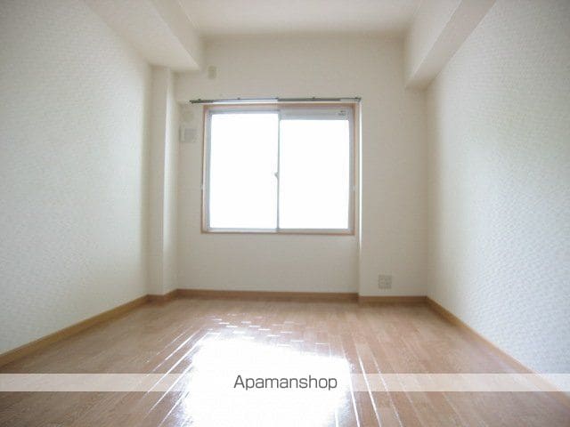 ラルジュ・ロジュマンの内装写真