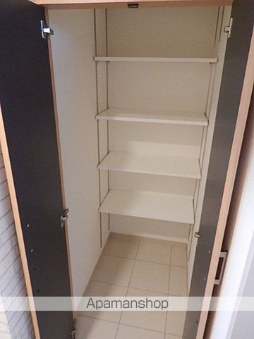 Ｌａ　Ｖｉｔａ泉[1LDK/46.64m2]の玄関