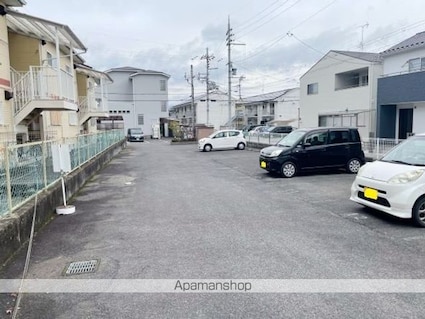 レオパレスＴＭＳ[1K/23.18m2]の駐車場