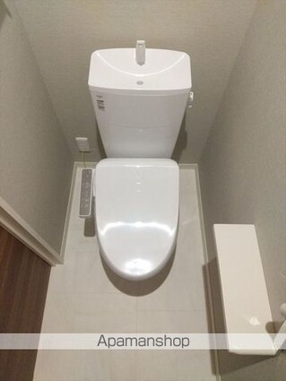 和歌山県和歌山市西紺屋町１丁目[1LDK/47.73m2]のトイレ