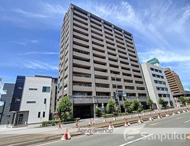 アルファステイツ勝山通りの外観写真
