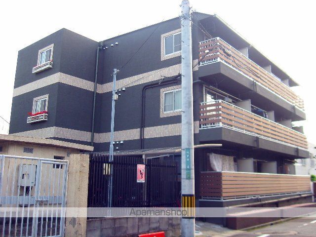 ハイネス門戸の外観写真