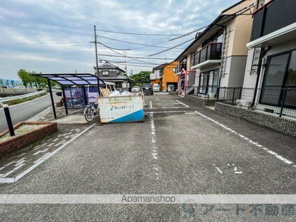 シルエット野口　Ｂ棟[2LDK/56.57m2]の駐車場2