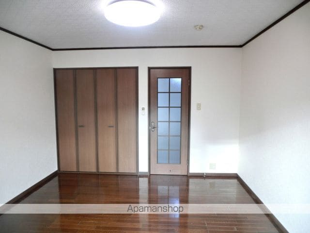 メゾンネオラ泉町の内装写真