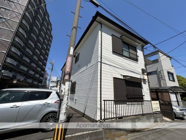 ハイツ新井の外観写真