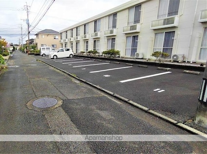 レオパレスセイバー[1K/23.18m2]の駐車場