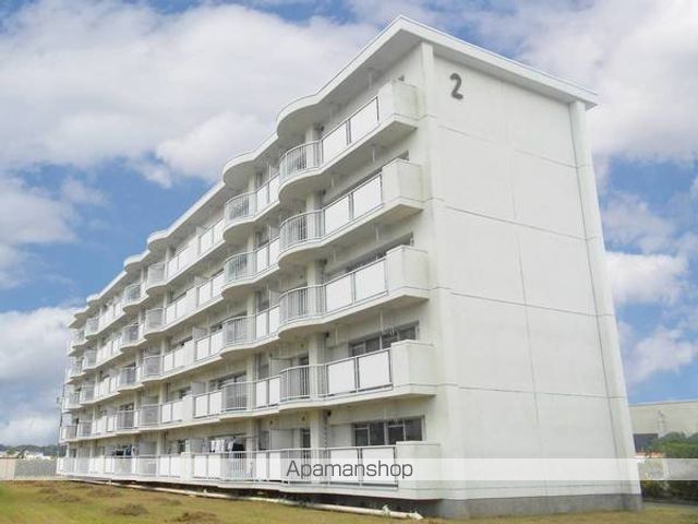 ビレッジハウス城山下2号棟の玄関写真