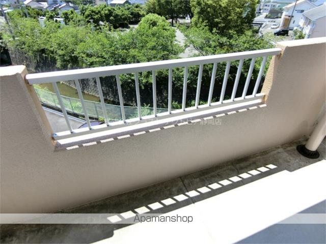エタニティーIIの内装写真