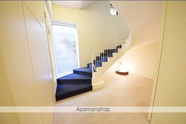 ＢｌｏｓｓｏｍＴｅｒｒａｃｅ[2LDK/178.33m2]のエントランス2