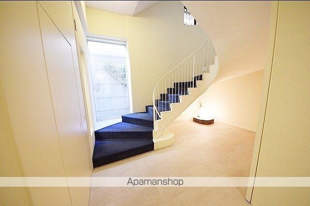 ＢｌｏｓｓｏｍＴｅｒｒａｃｅ[2LDK/178.33m2]のエントランス2