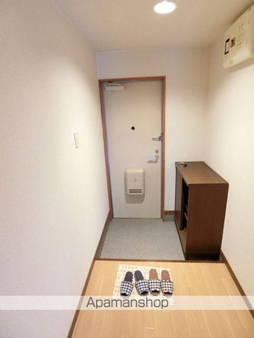 SURPLUSカーサ・フローレの内装写真