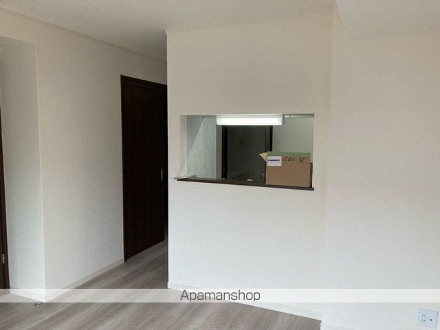 AURA Eの内装写真