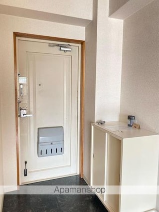 香川県高松市番町３丁目[1K/24m2]の玄関