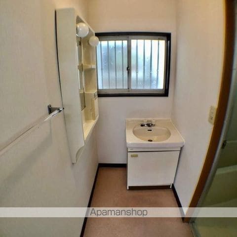 甲賀市 2階建 築34年の内装写真