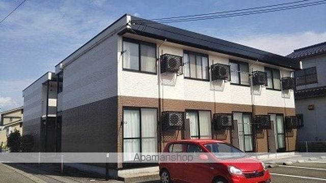 レオパレスグランシャリオT5の外観写真