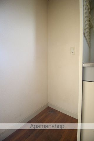 ルガノスチューデントホーム Aの内装写真