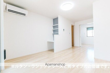 ラ　フェリーチェ　篠ノ井[1LDK/36.25m2]のリビング・居間1