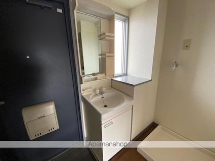 泉川マンション[1K/25.6m2]の洗面所