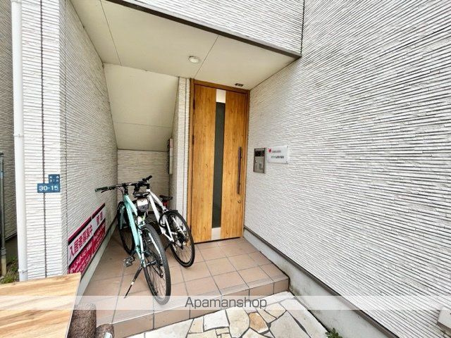 ポラリス武庫川東2の玄関写真