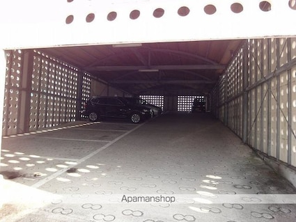 メゾンＳＥＩ[1K/26.87m2]の駐車場