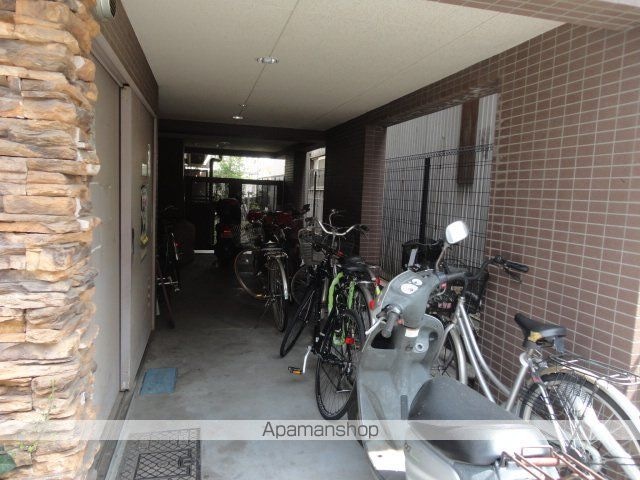 東京都世田谷区世田谷２丁目[1K/22.68m2]の共用部