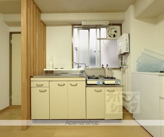 今出川マンションの内装写真