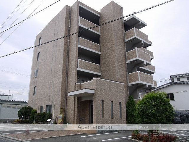 ヴィヴァーチェ東石井の玄関写真