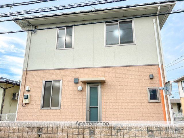 伊予鉄道郡中線 鎌田駅 徒歩8分 2階建 築21年の外観写真