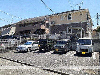 パークサイド[1LDK/37.13m2]の駐車場