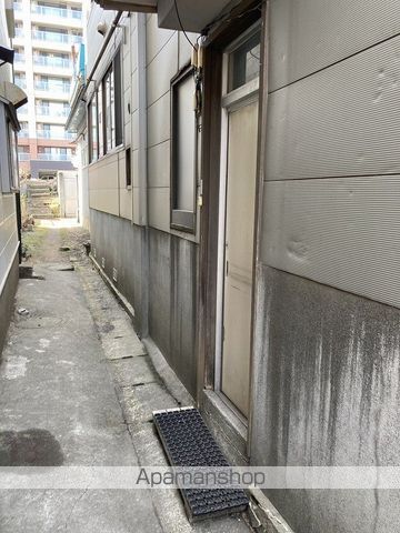 柳川湯上アパートの玄関写真