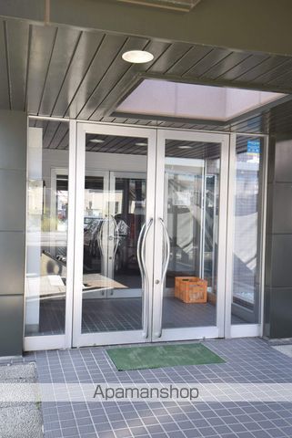 トーワグリーンヒル6条の玄関写真