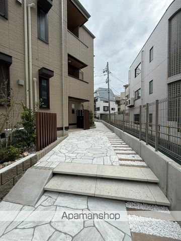 エスペリア新百合ヶ丘の玄関写真