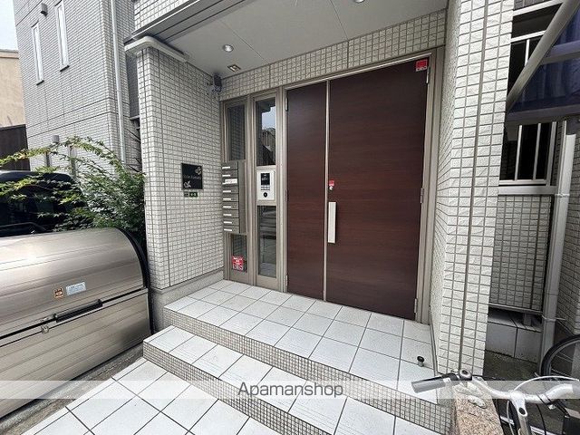 HALE KANANIの玄関写真