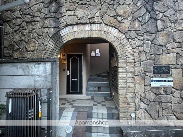 グランドール上北沢[1K/21m2]の外観2