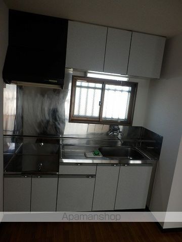RAFFINE泉の内装写真