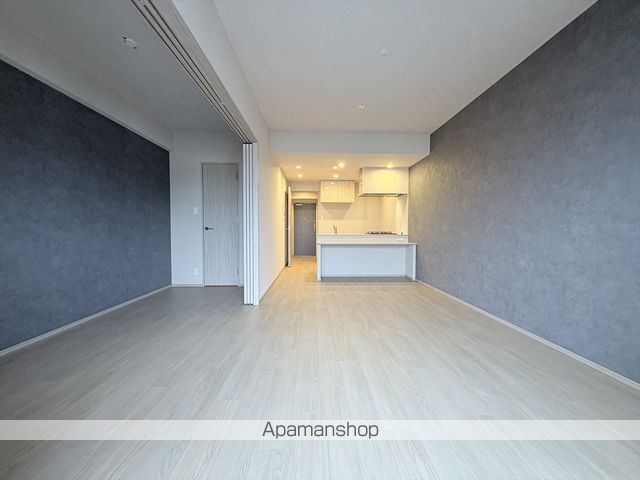 スプランディッド新大阪VIIの内装写真