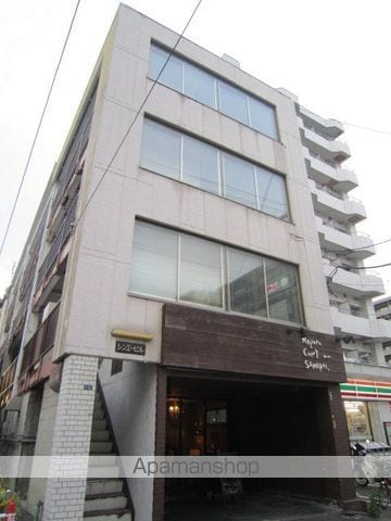 シンエービルの外観写真