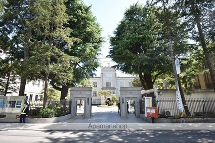 ストゥディオ・ローズマリー[1K/33m2]の周辺1