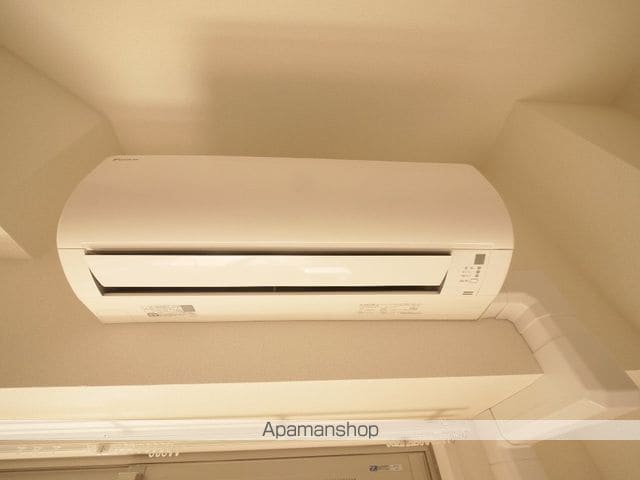 プレサンスジェネ千種内山の内装写真