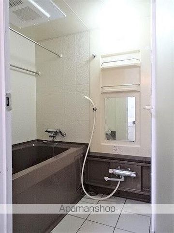 ライオンズマンション山の手第2の内装写真