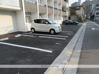 レアライズ立川[1K/21.52m2]の駐車場